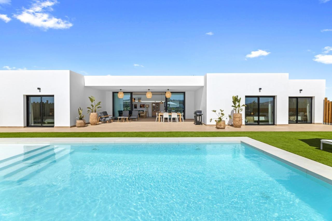 Villa Ayala Villaverde  المظهر الخارجي الصورة